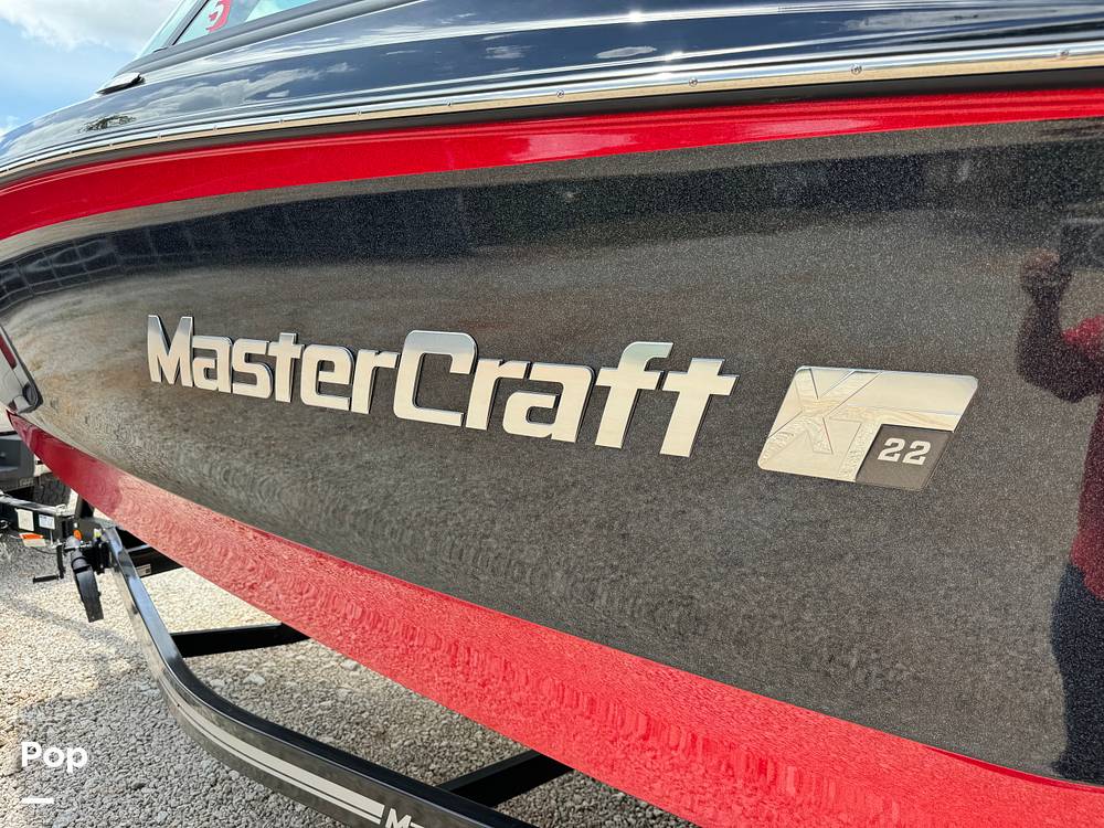 Slide: The Image of Mastercraft - 14131296