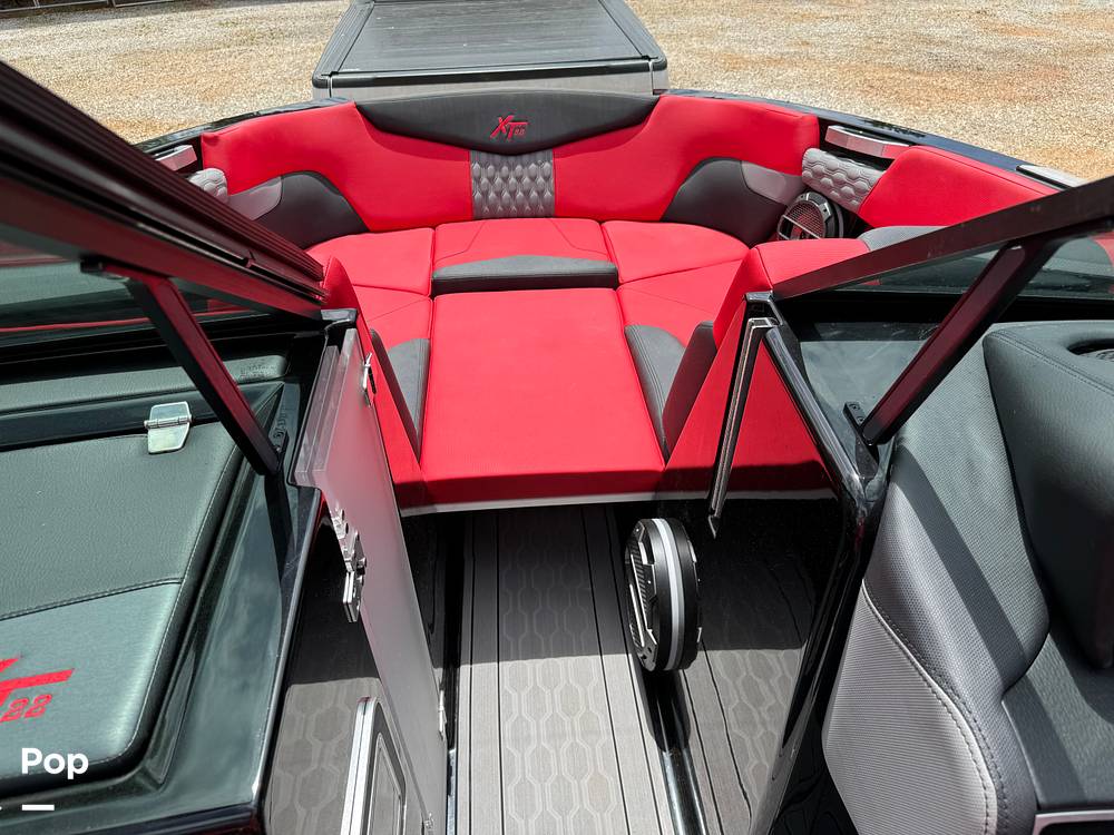 Slide: The Image of Mastercraft XT22 2022 - 14131436