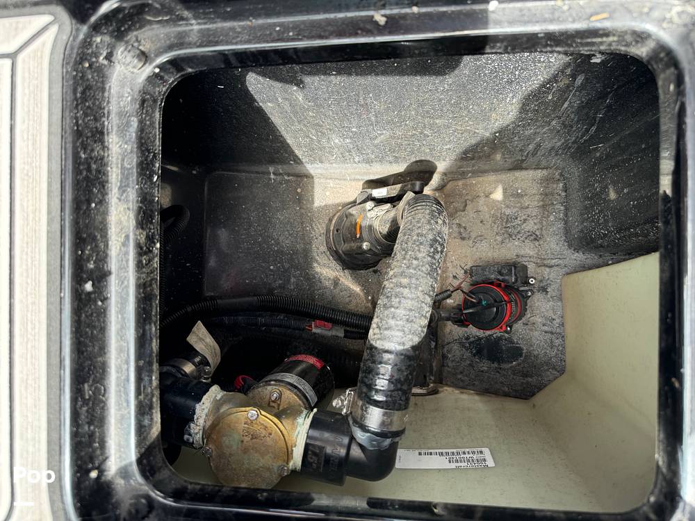 Slide: The Image of Mastercraft XT22 2022 - 14132385