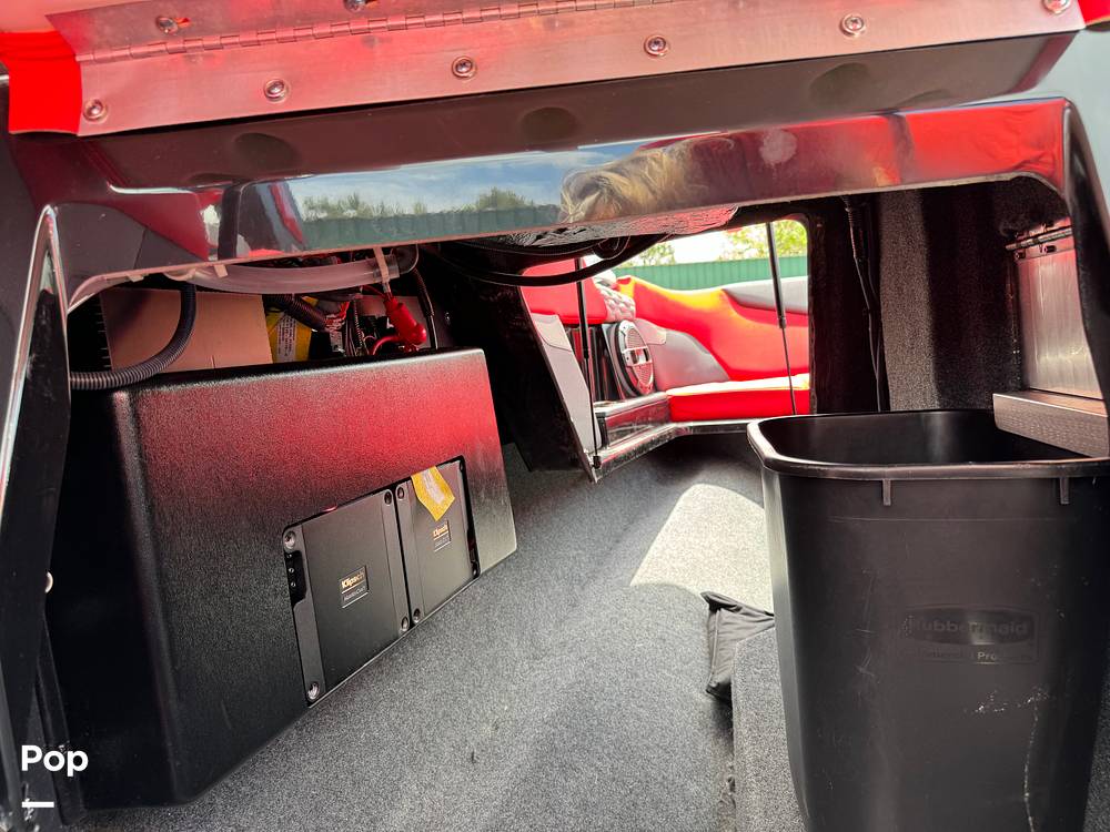 Slide: The Image of Mastercraft XT22 2022 - 14132403