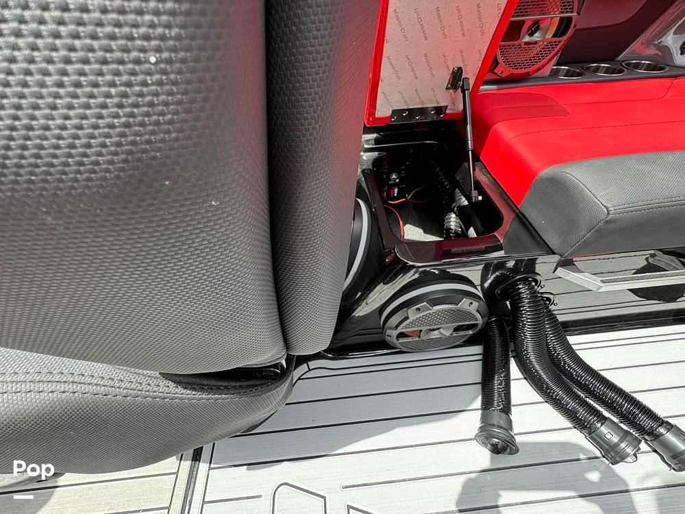 Slide: The Image of Mastercraft XT22 2022 - 14133123