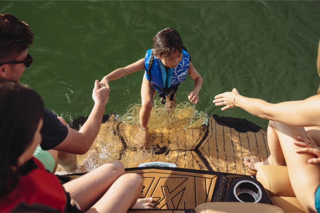 Slide: The Image of Mastercraft XT22 2023 - 28