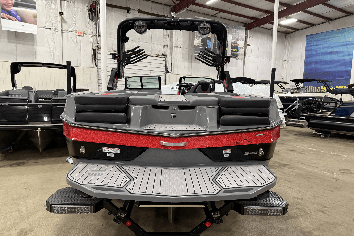 Slide: The Image of Mastercraft XT22 2023 - 4