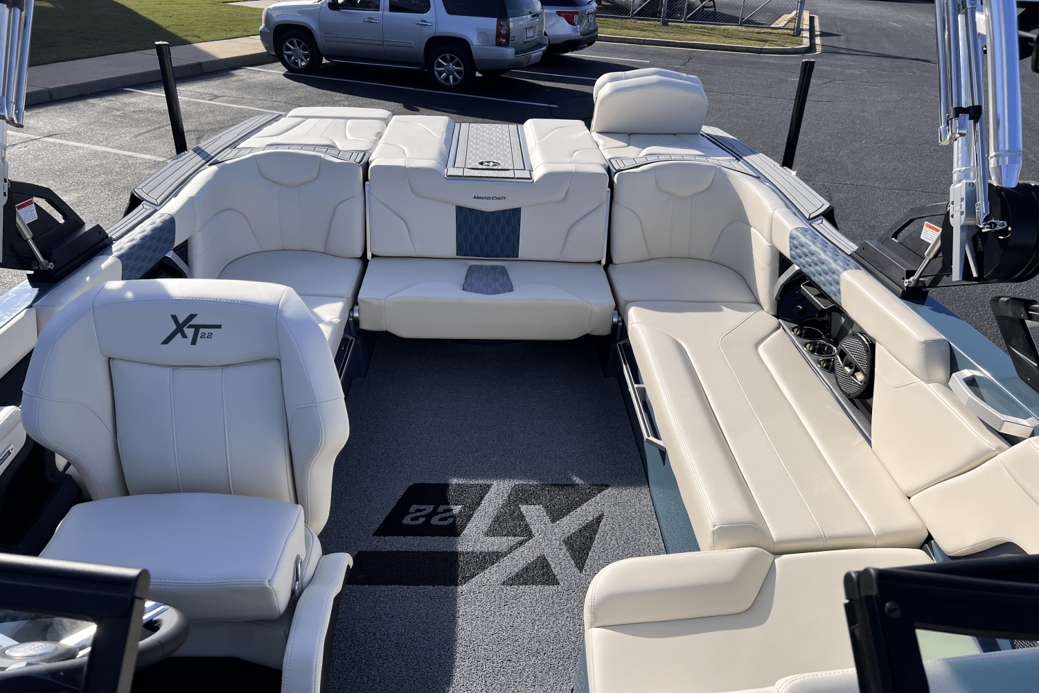 Slide: The Image of Mastercraft XT22 2025 - 11