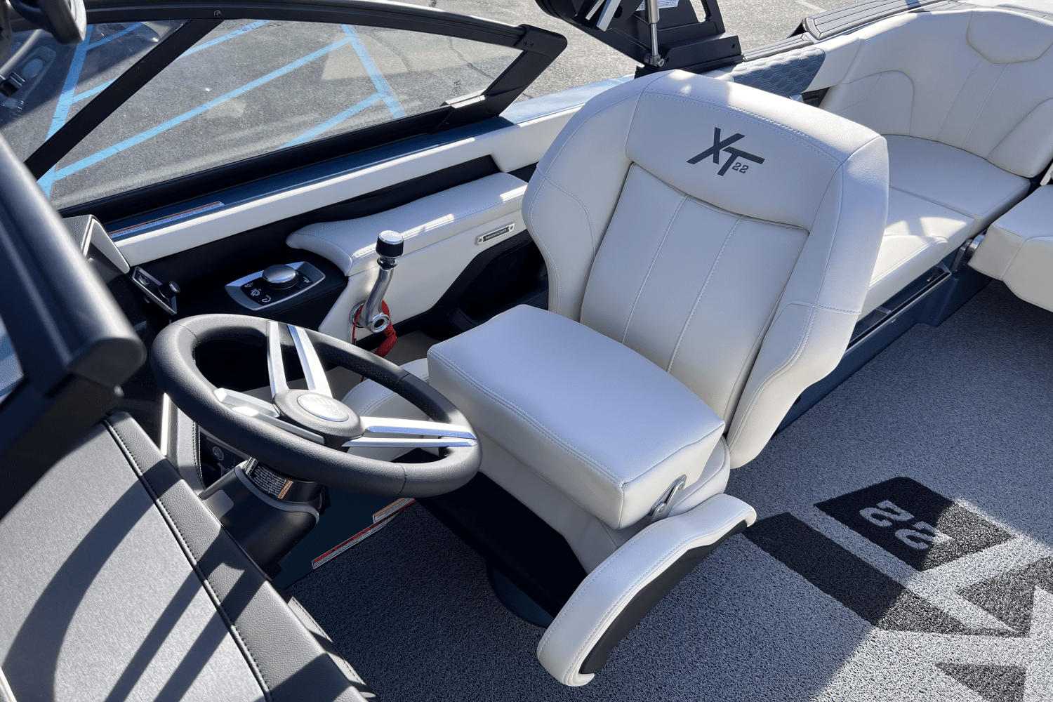 Slide: The Image of Mastercraft XT22 2025 - 13