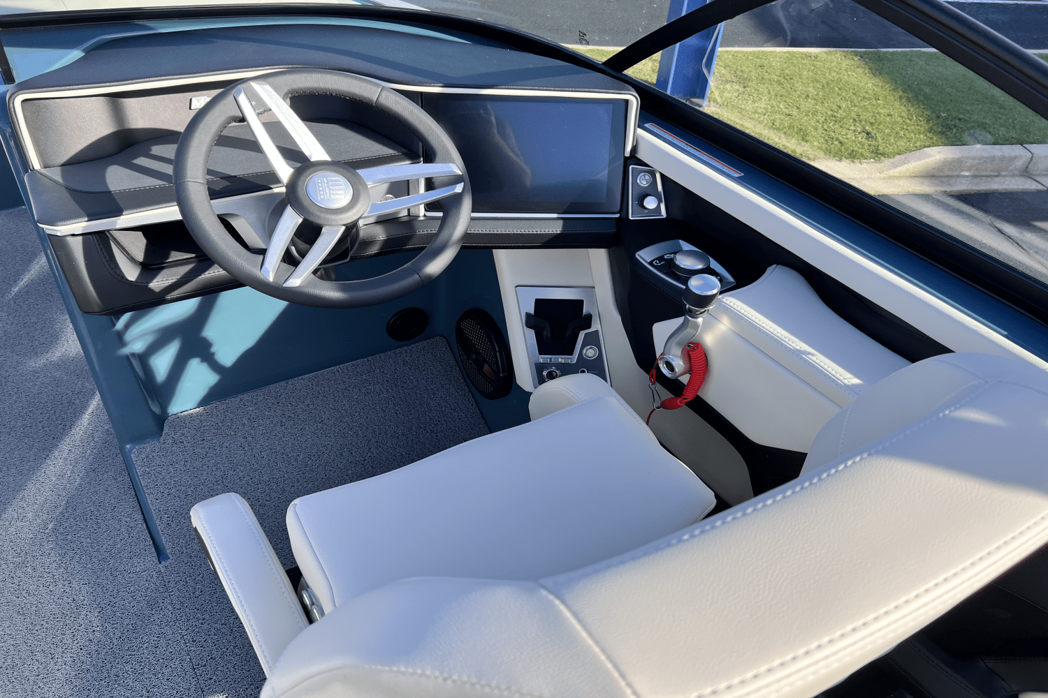 Slide: The Image of Mastercraft XT22 2025 - 6