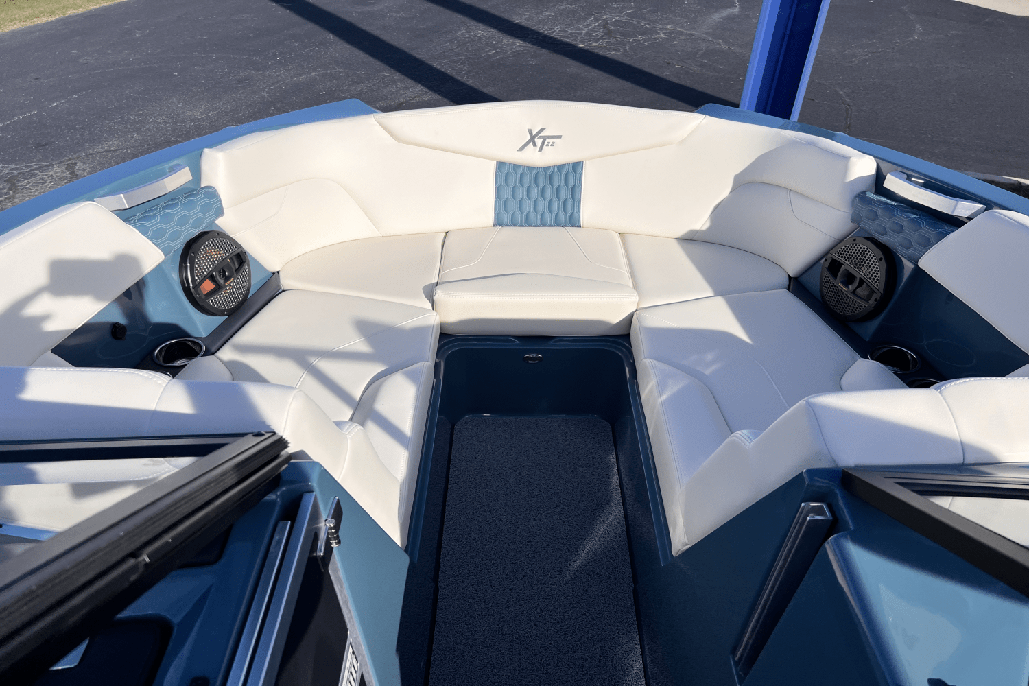 Slide: The Image of Mastercraft XT22 2025 - 9