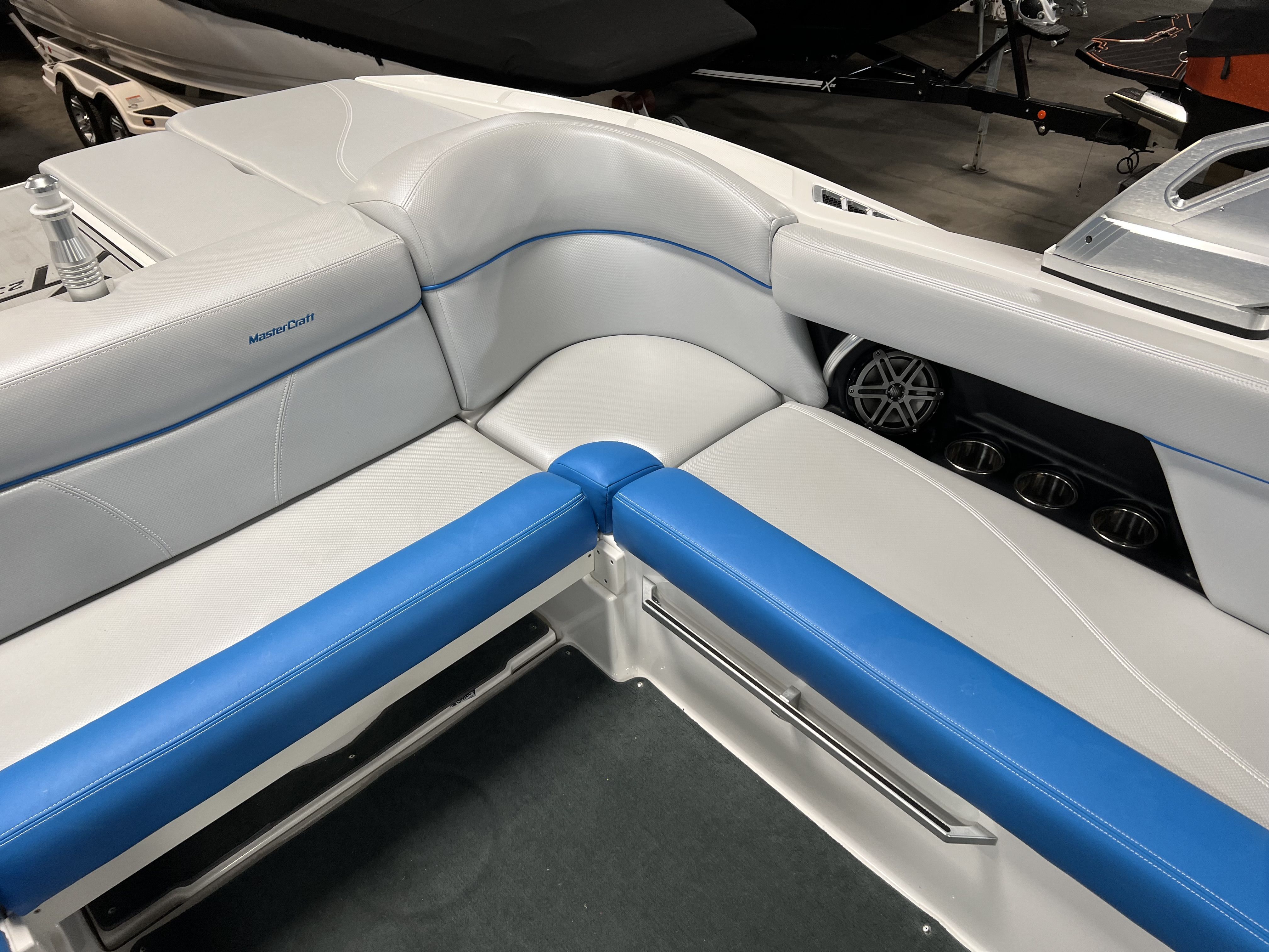 Slide: The Image of Mastercraft XT23 2017 - 17