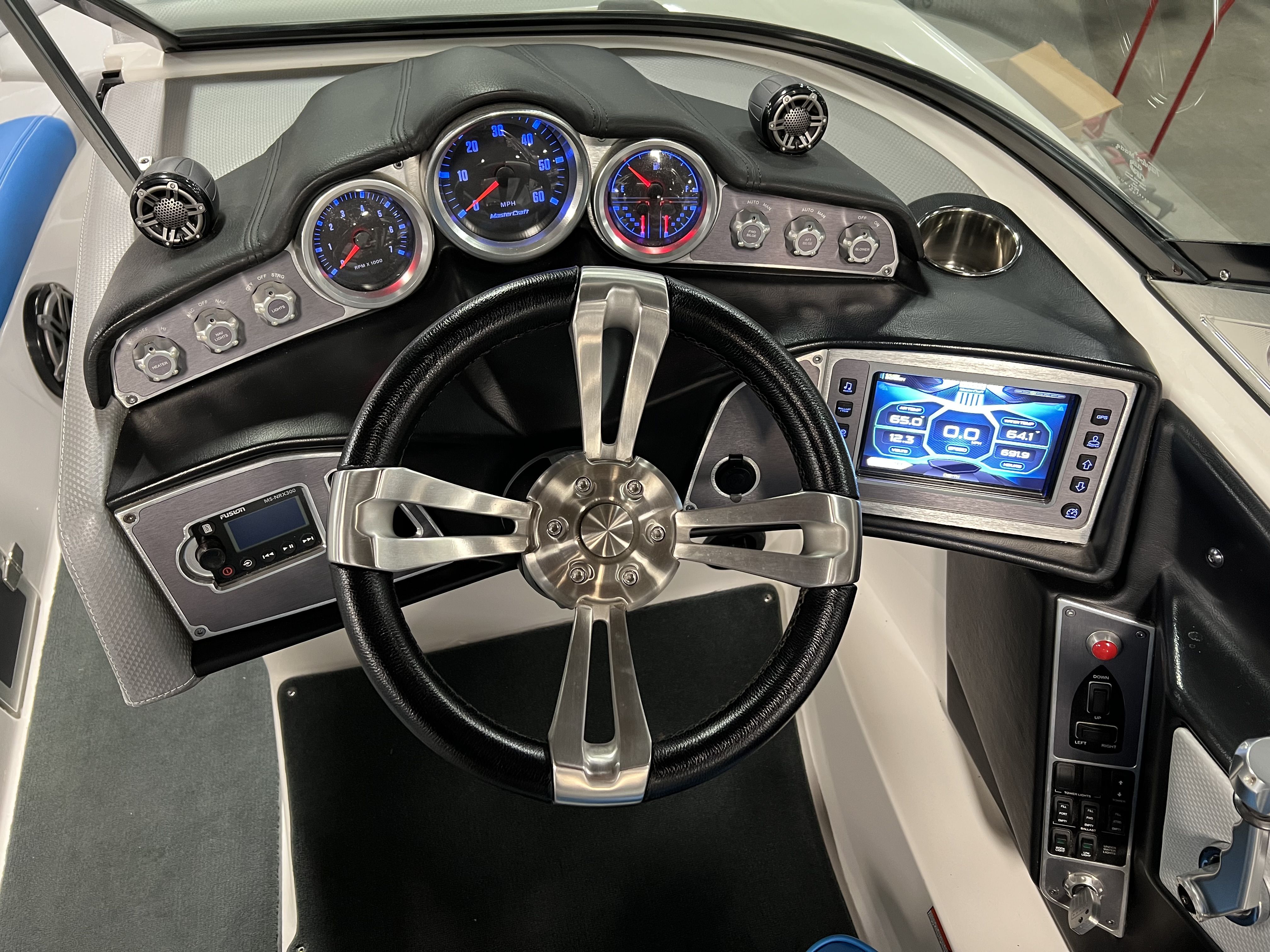 Slide: The Image of Mastercraft XT23 2017 - 20