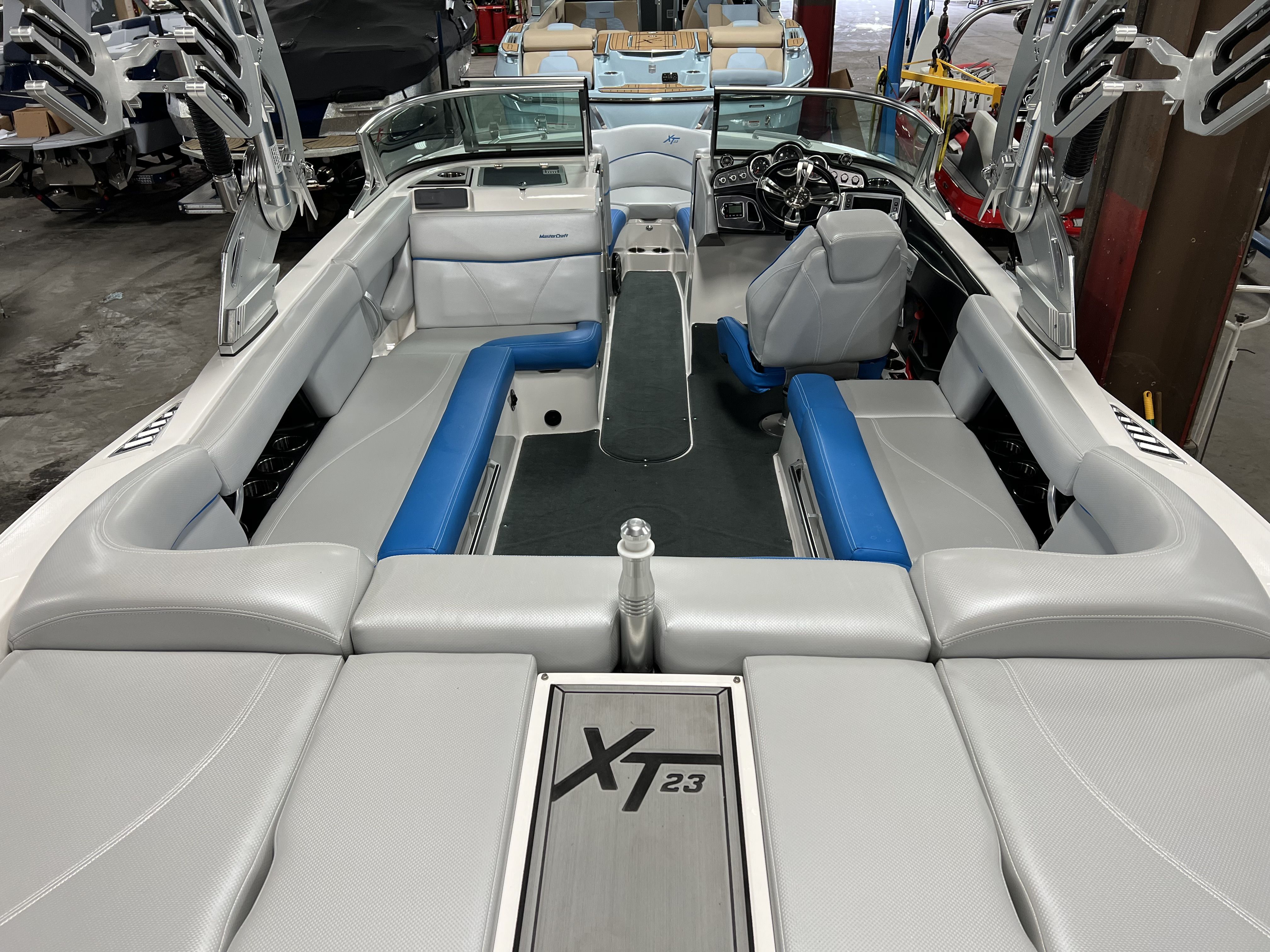 Slide: The Image of Mastercraft XT23 2017 - 26