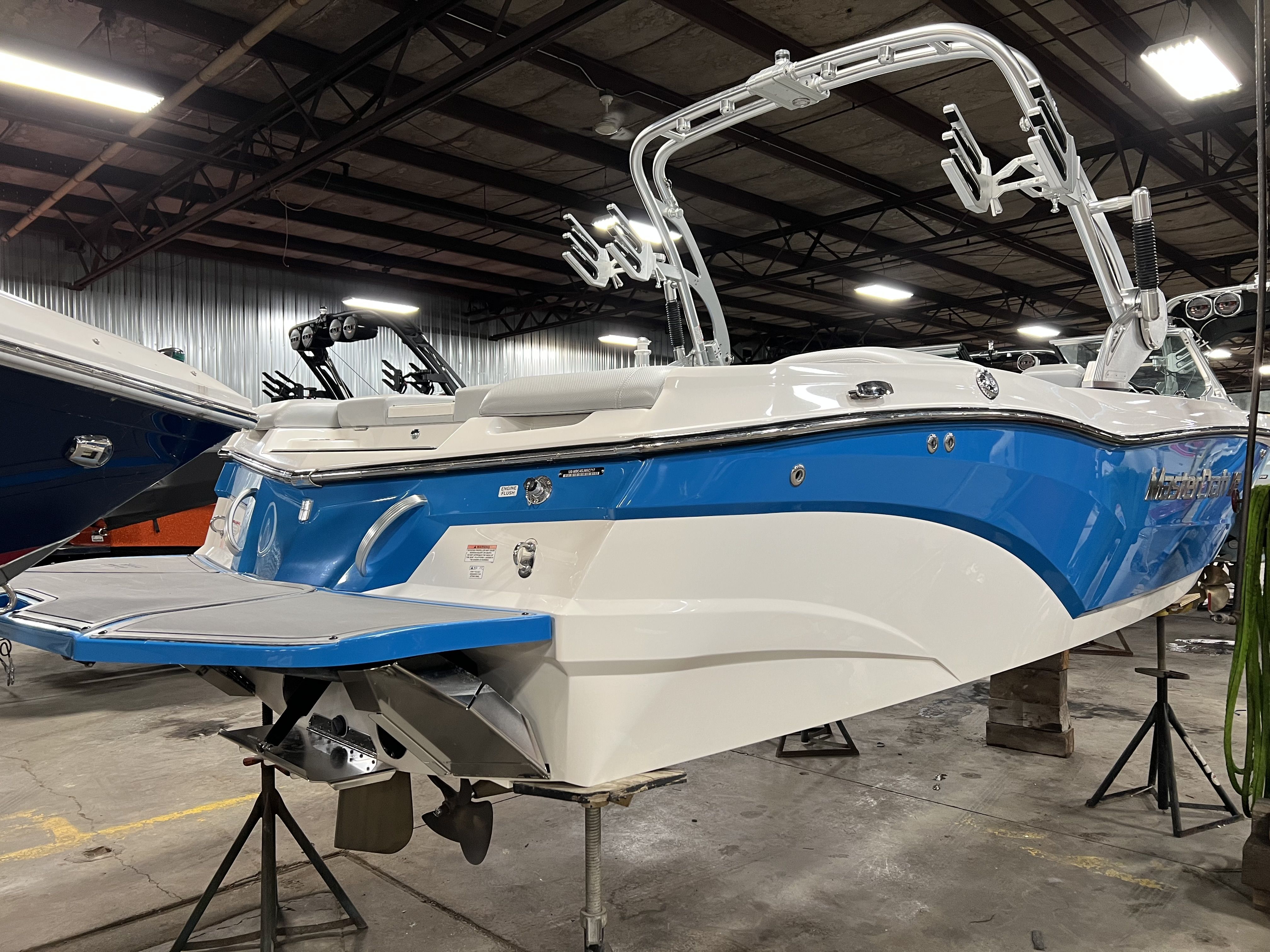 Slide: The Image of Mastercraft XT23 2017 - 7