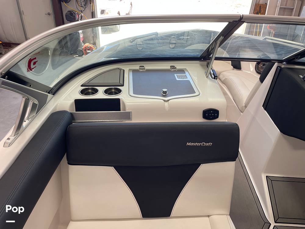 Slide: The Image of Mastercraft XT23 2021 - 14616791