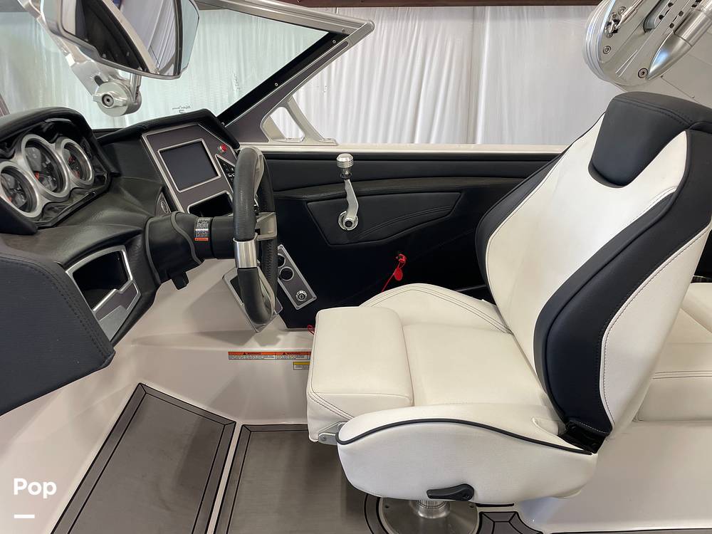 Slide: The Image of Mastercraft XT23 2021 - 14616793