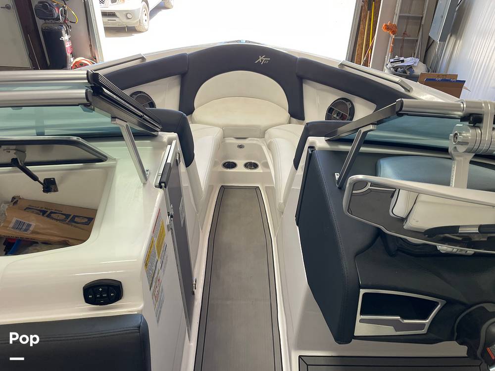 Slide: The Image of Mastercraft XT23 2021 - 14616798