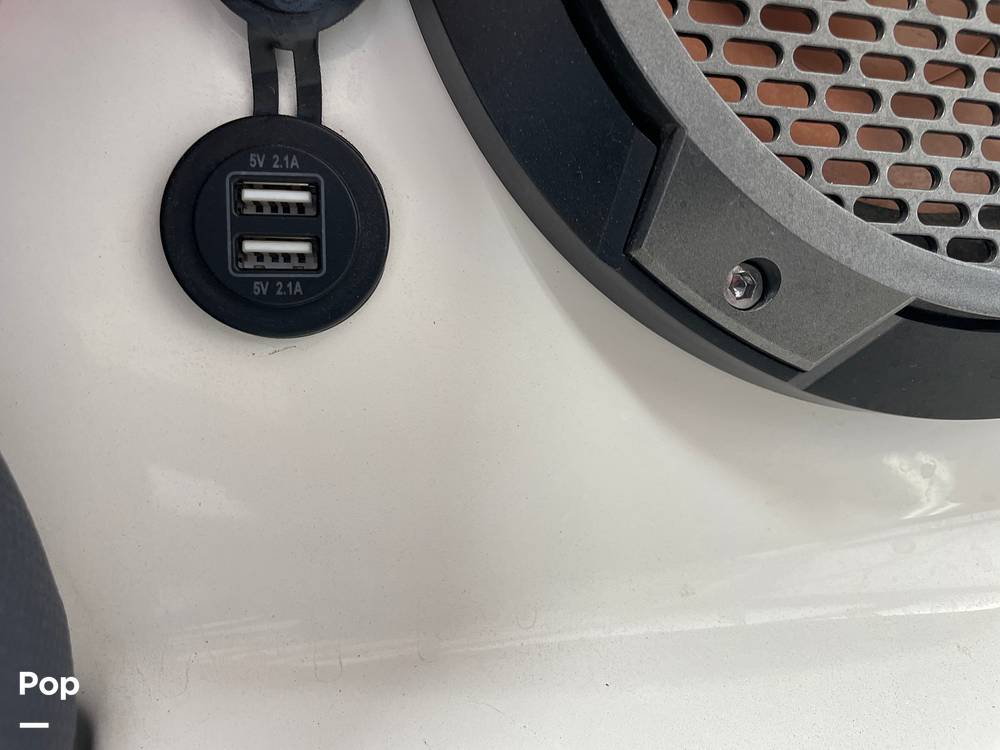 Slide: The Image of Mastercraft XT23 2021 - 14616806