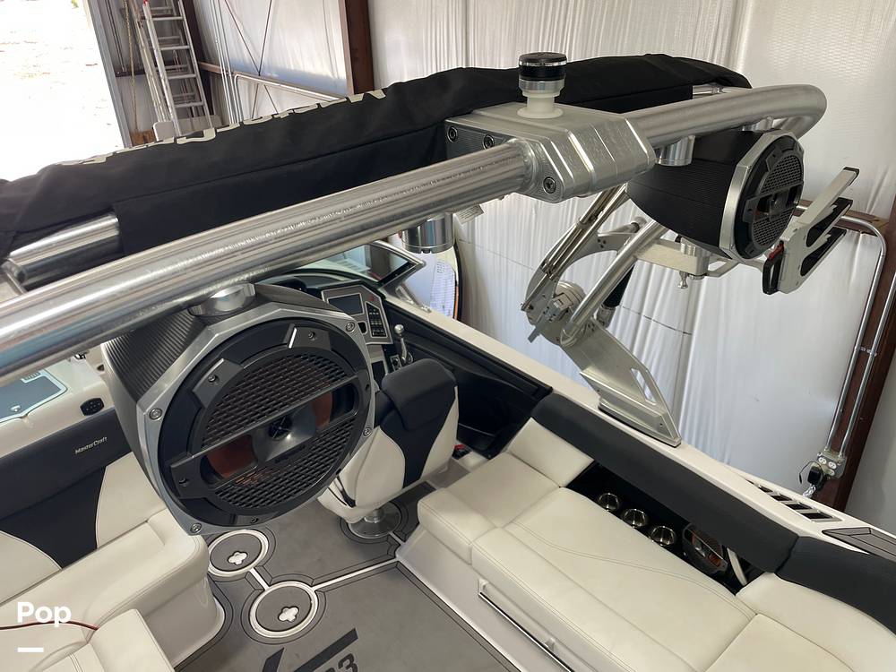 Slide: The Image of Mastercraft XT23 2021 - 14616837