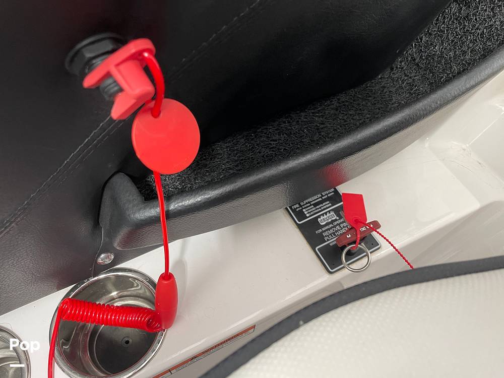 Slide: The Image of Mastercraft XT23 2021 - 14616740