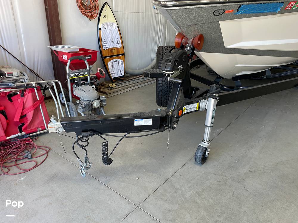 Slide: The Image of Mastercraft XT23 2021 - 14616743