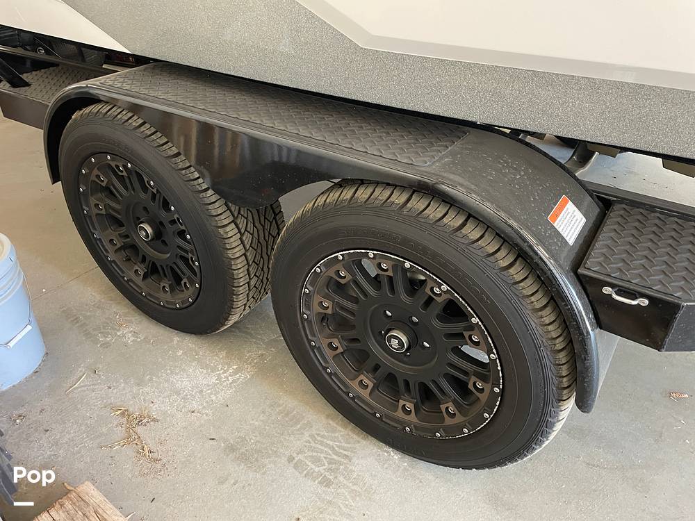 Slide: The Image of Mastercraft XT23 2021 - 14616750