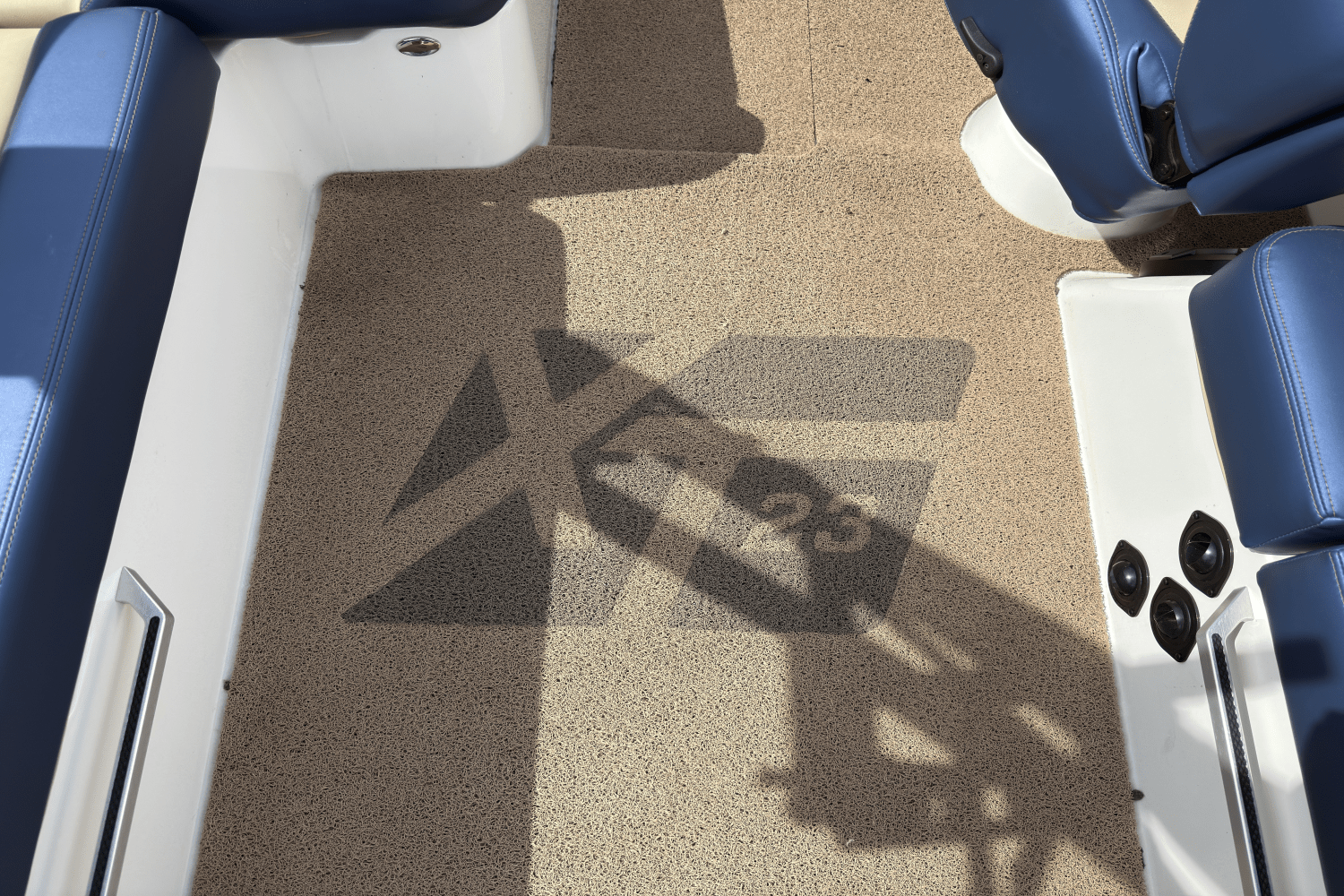 Slide: The Image of Mastercraft XT23 2022 - 13