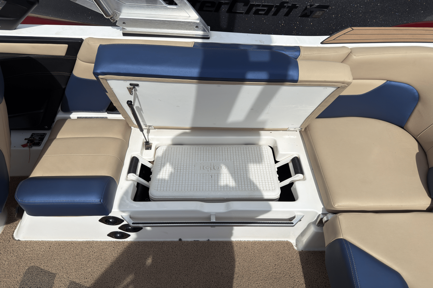 Slide: The Image of Mastercraft XT23 2022 - 18