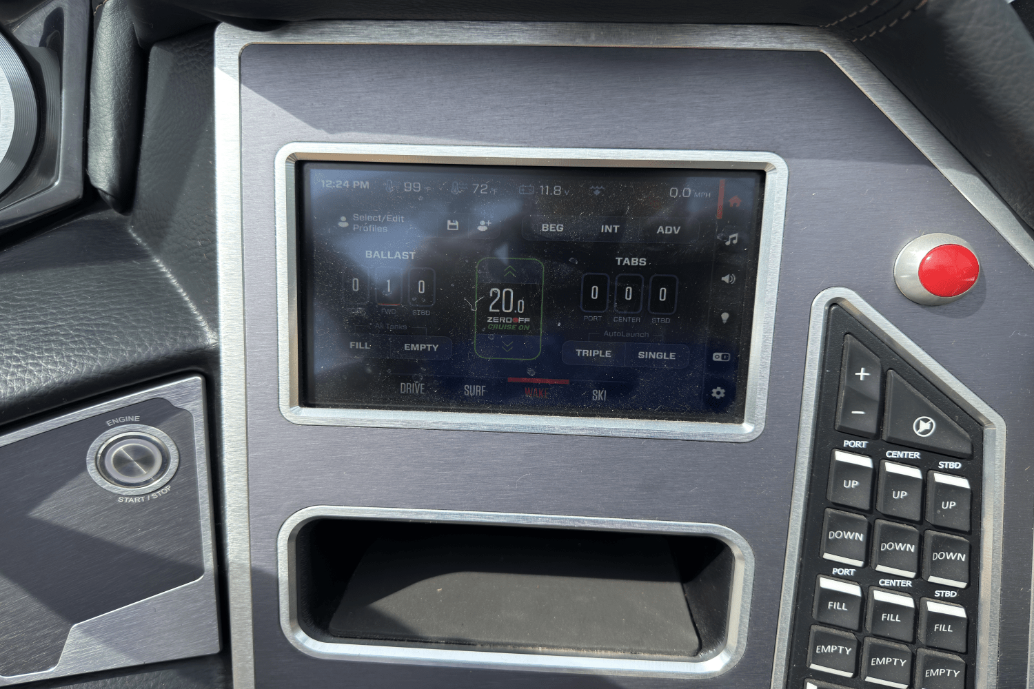 Slide: The Image of Mastercraft XT23 2022 - 28