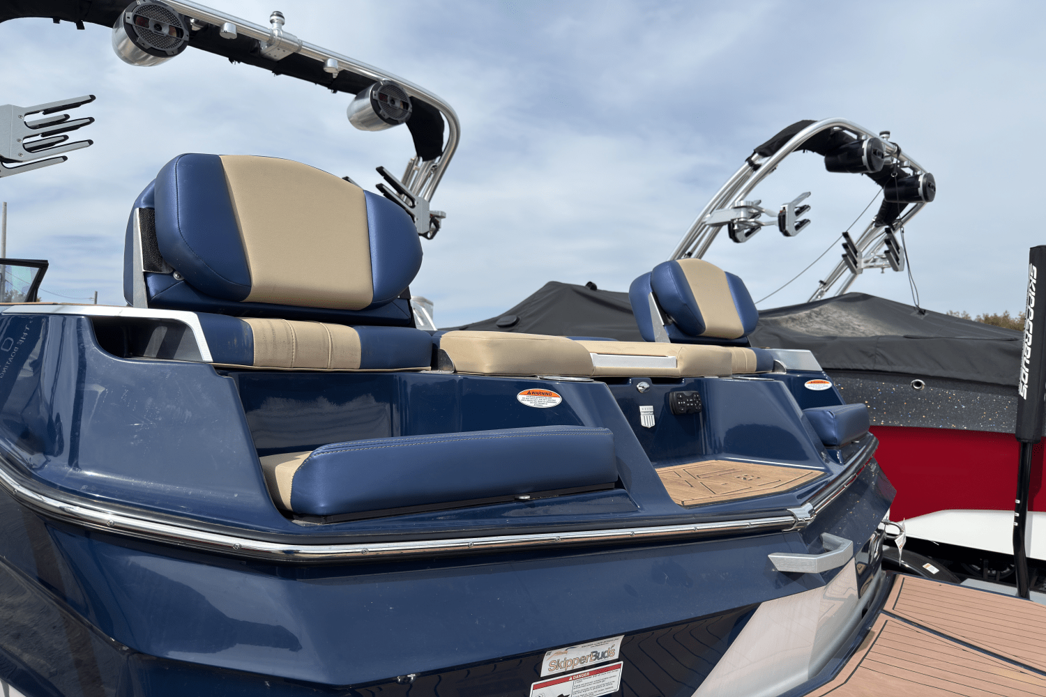 Slide: The Image of Mastercraft XT23 2022 - 4