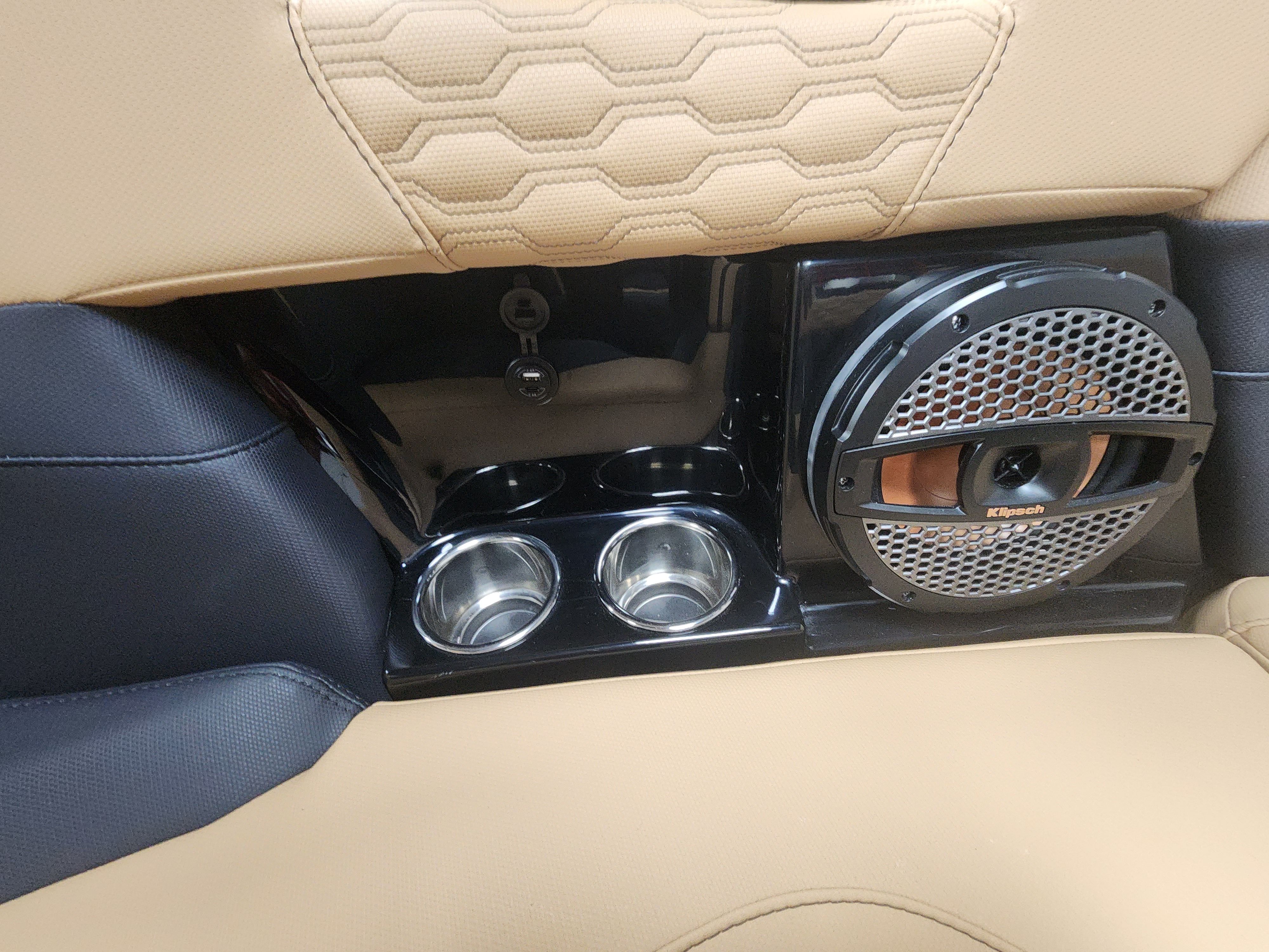 Slide: The Image of Mastercraft XT23 2024 - 18