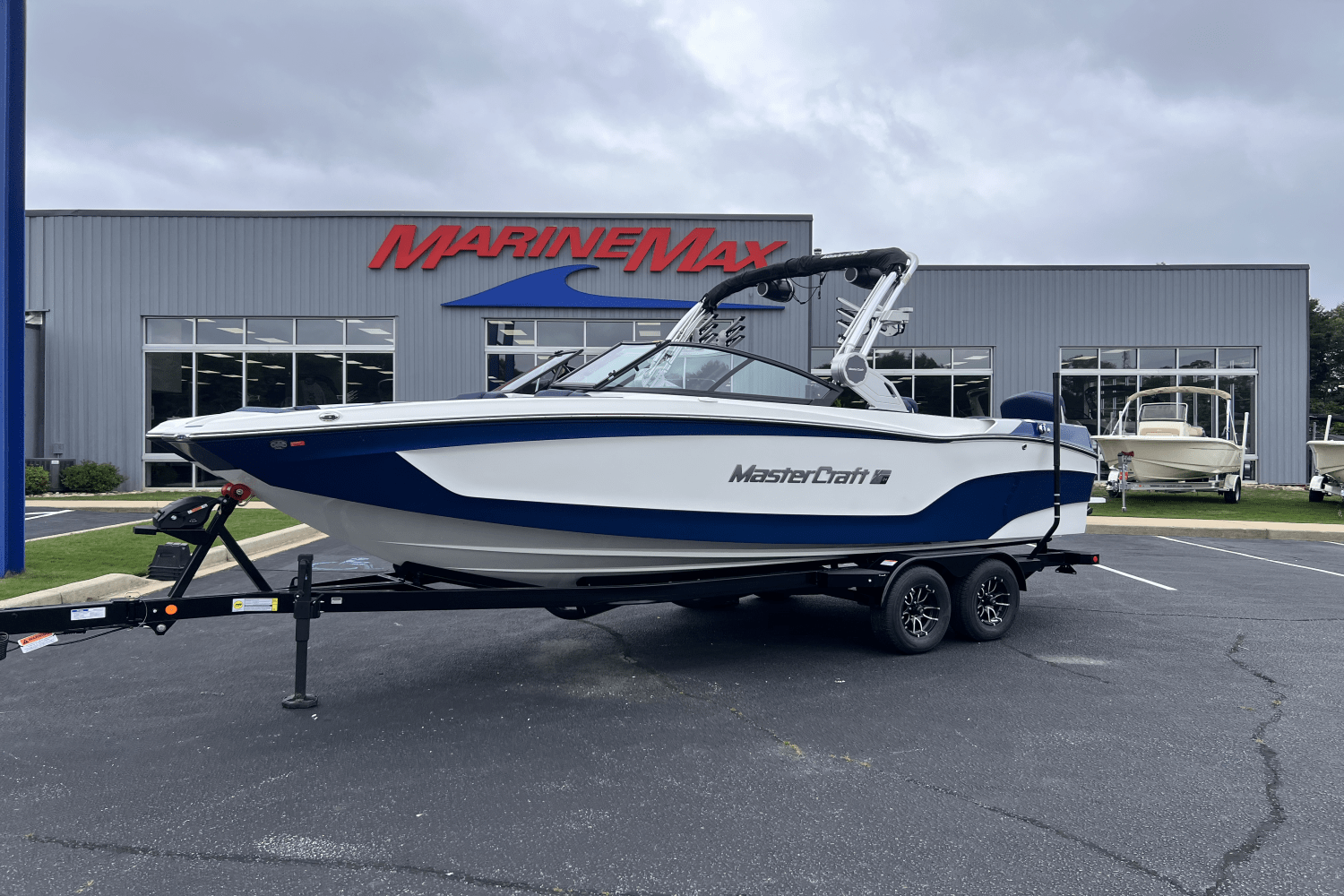 Slide: The Image of Mastercraft XT24 2025 - 0