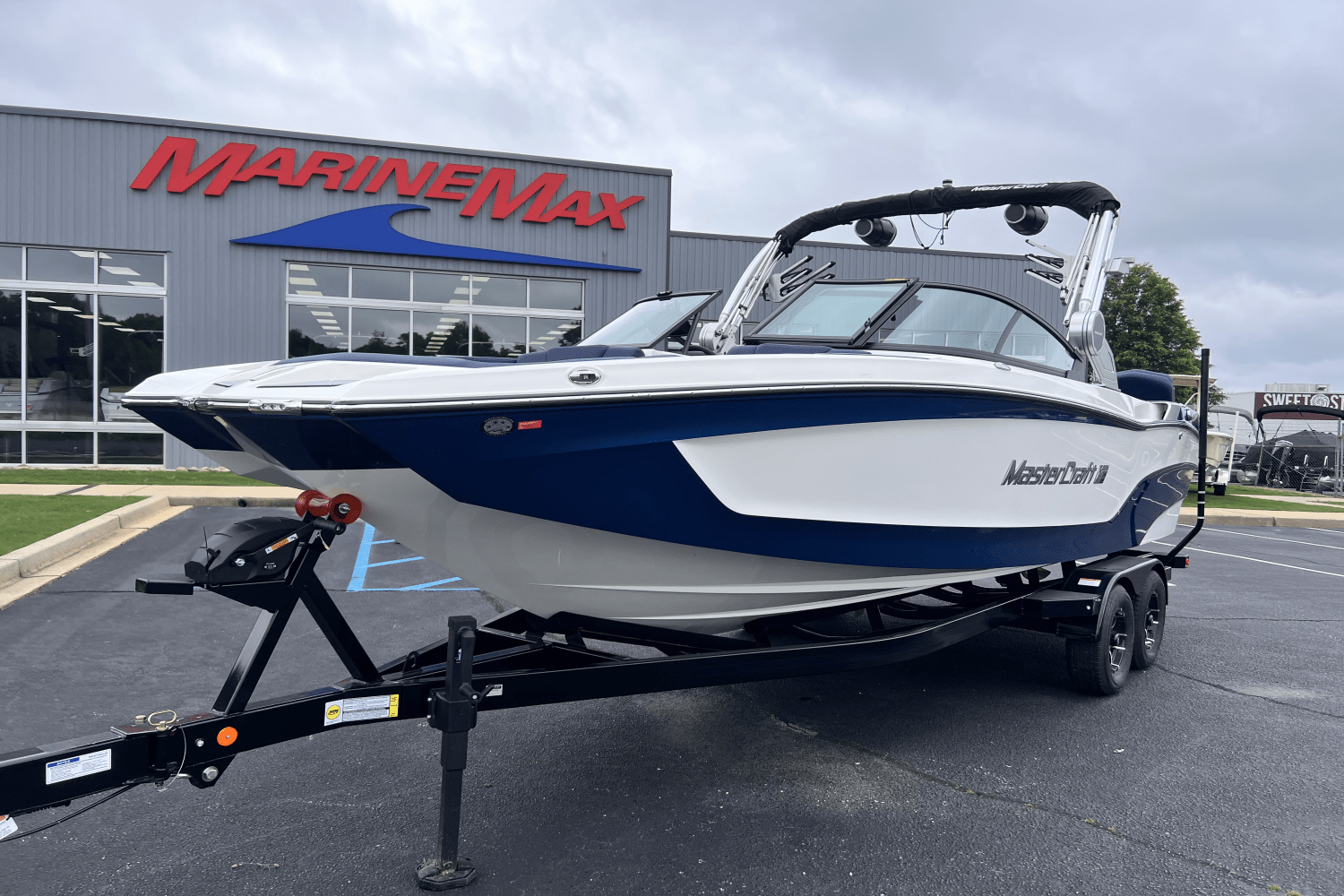 Slide: The Image of Mastercraft XT24 2025 - 1