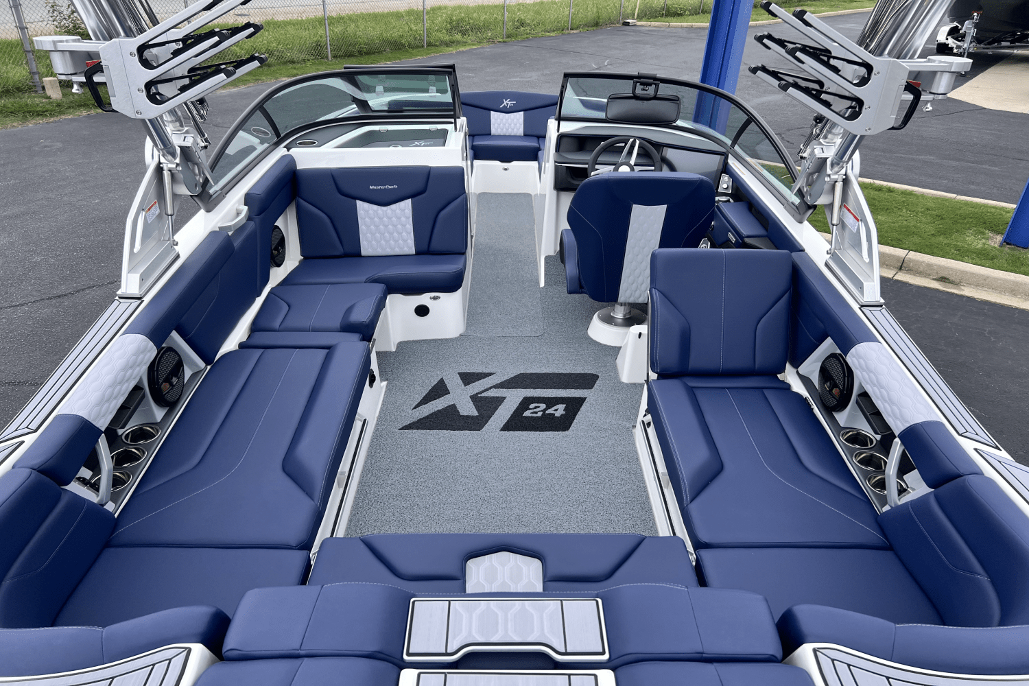 Slide: The Image of Mastercraft XT24 2025 - 12