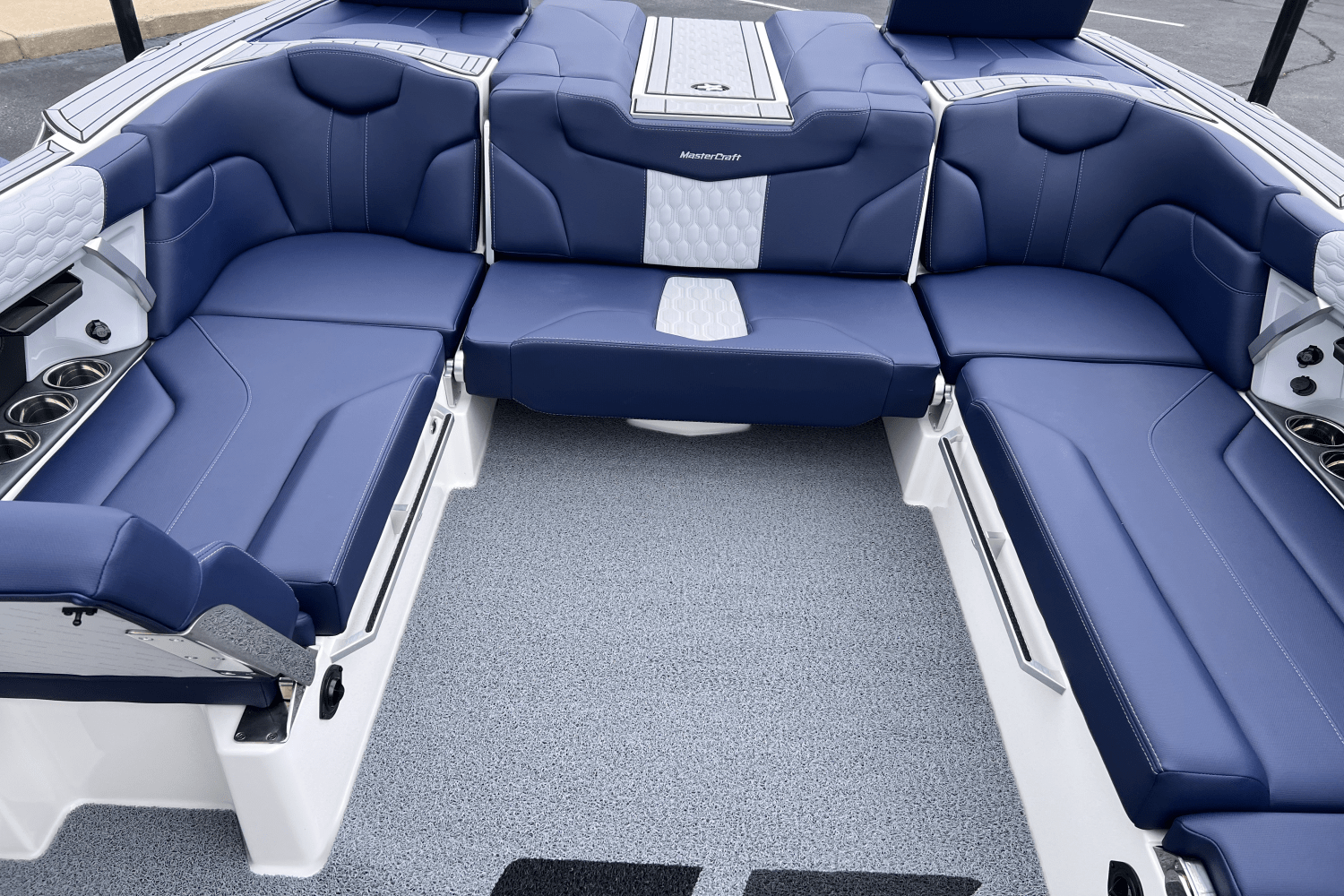 Slide: The Image of Mastercraft XT24 2025 - 22