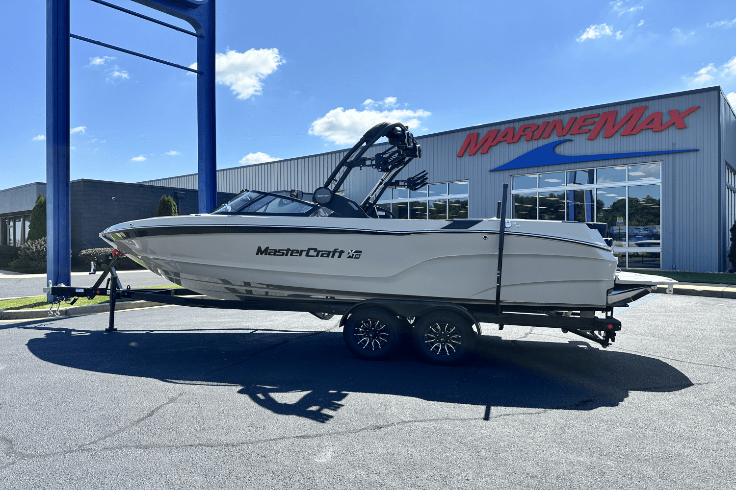 Slide: The Image of Mastercraft XT25 2025 - 0
