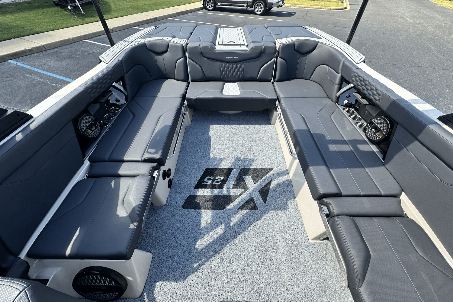 Slide: The Image of Mastercraft XT25 2025 - 12