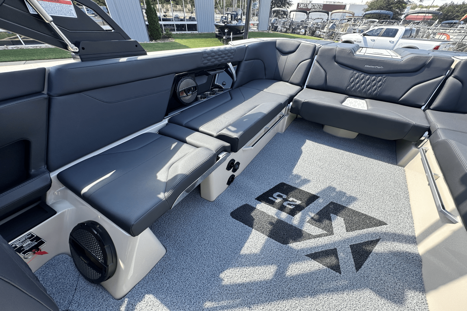 Slide: The Image of Mastercraft XT25 2025 - 13