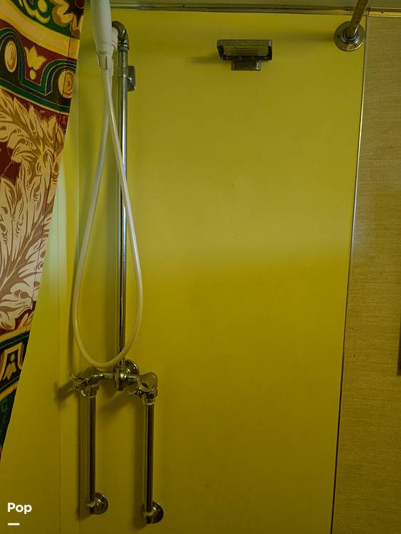 Slide: The Image of Shower - 15782225