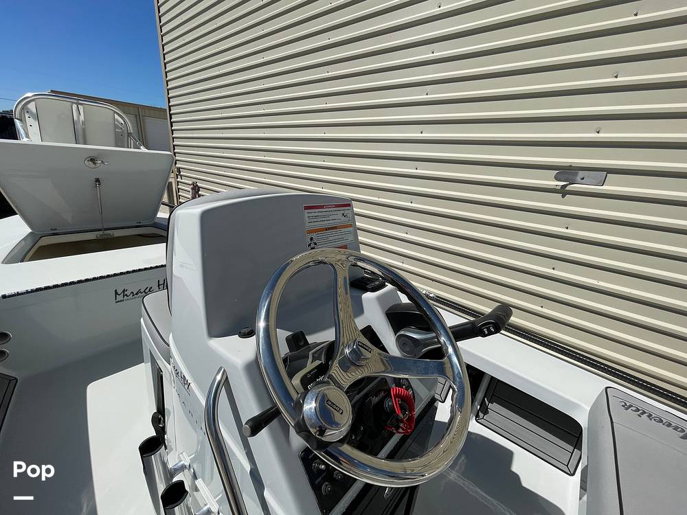 Slide: The Image of Maverick 17 HPX-V 2023 - 16