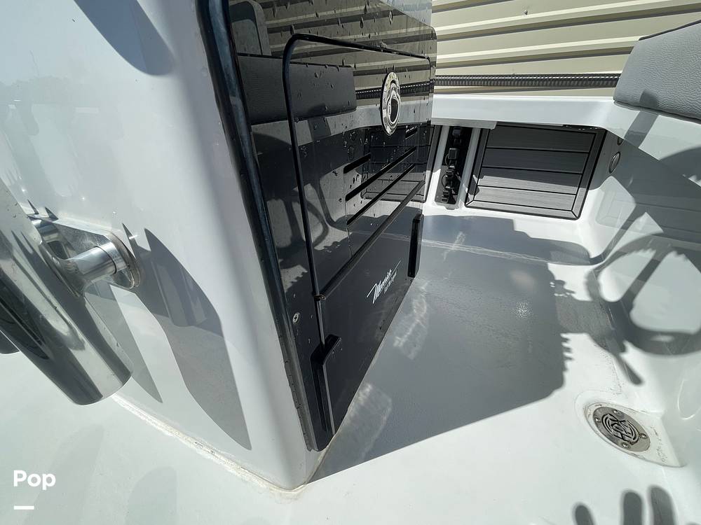 Slide: The Image of Glove Box - 18