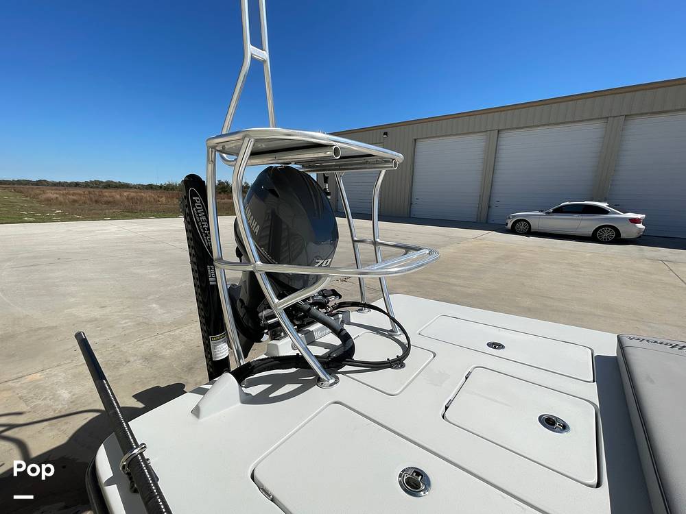 Slide: The Image of Maverick 17 HPX-V 2023 - 31