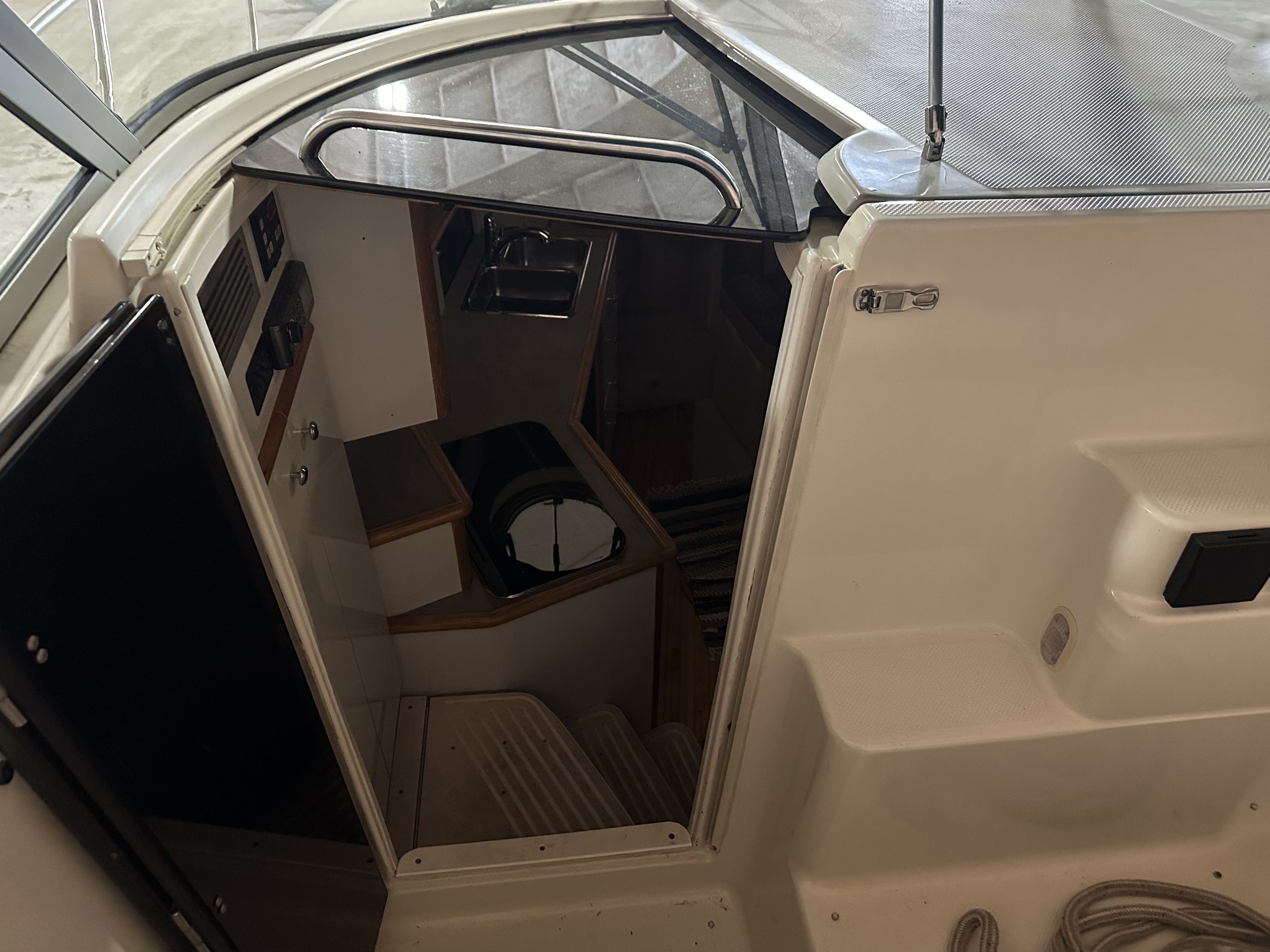 Slide: The Image of Maxum 3200 SCR 1995 - 10