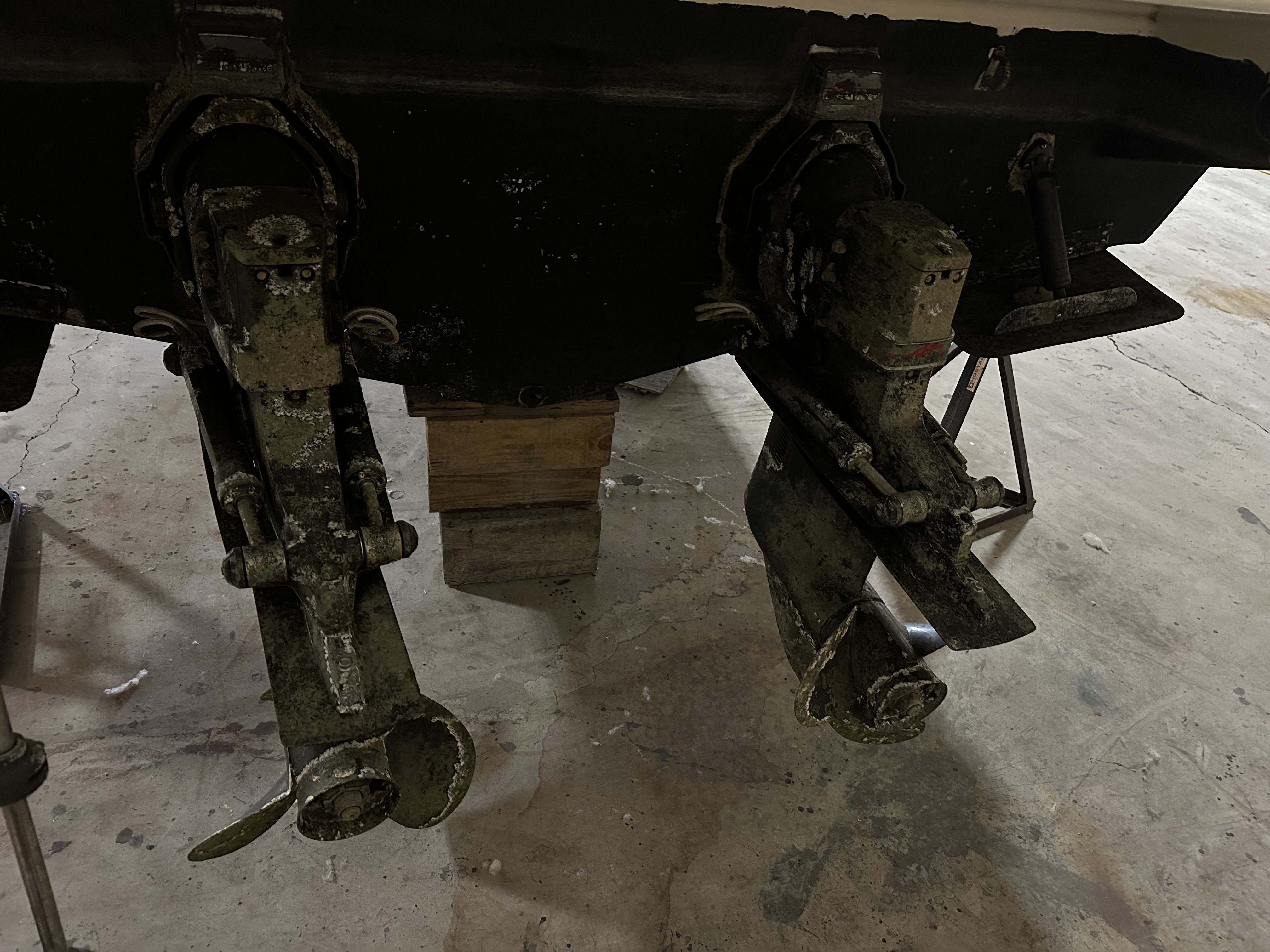 Slide: The Image of Maxum 3200 SCR 1995 - 18