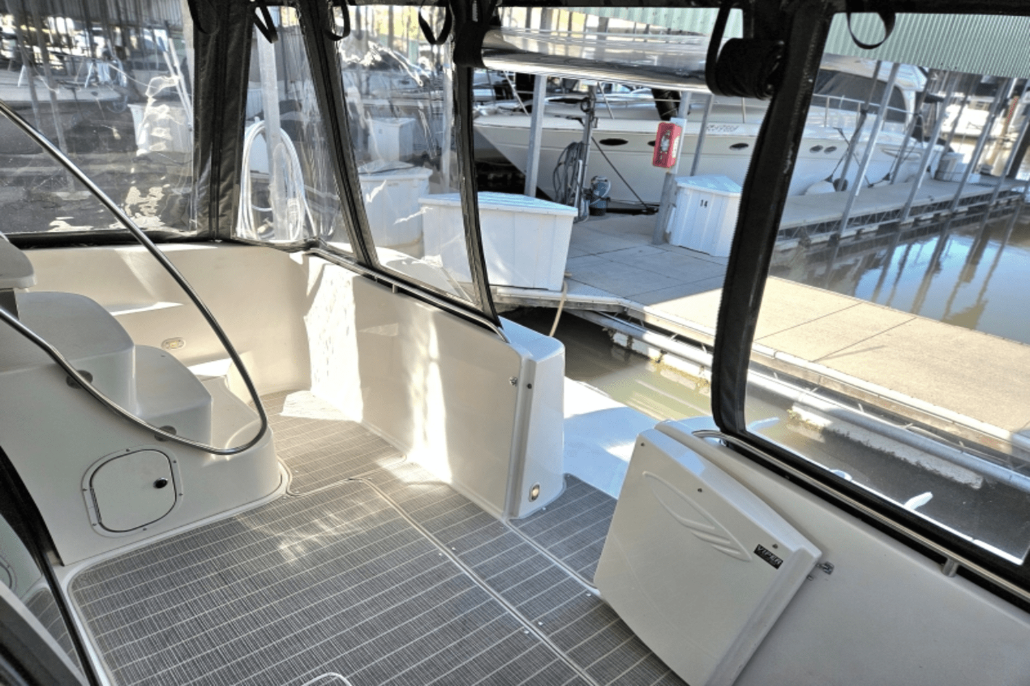 Slide: The Image of Maxum 4100 SCB 1998 - 10