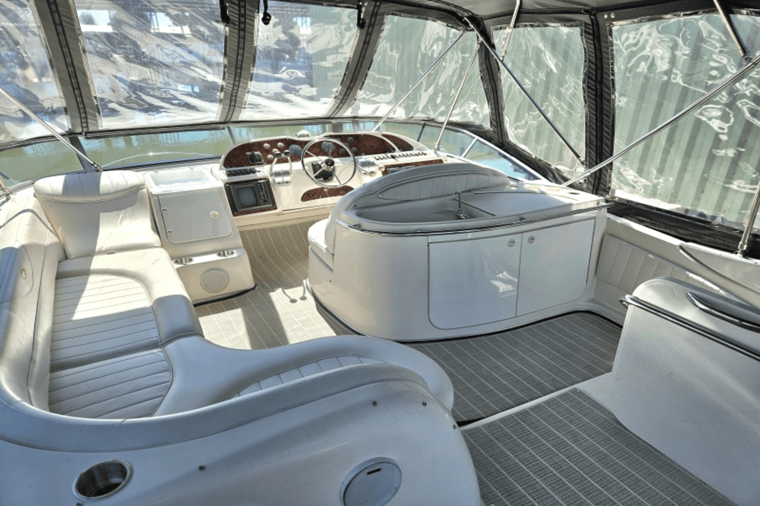 Slide: The Image of Maxum 4100 SCB 1998 - 13