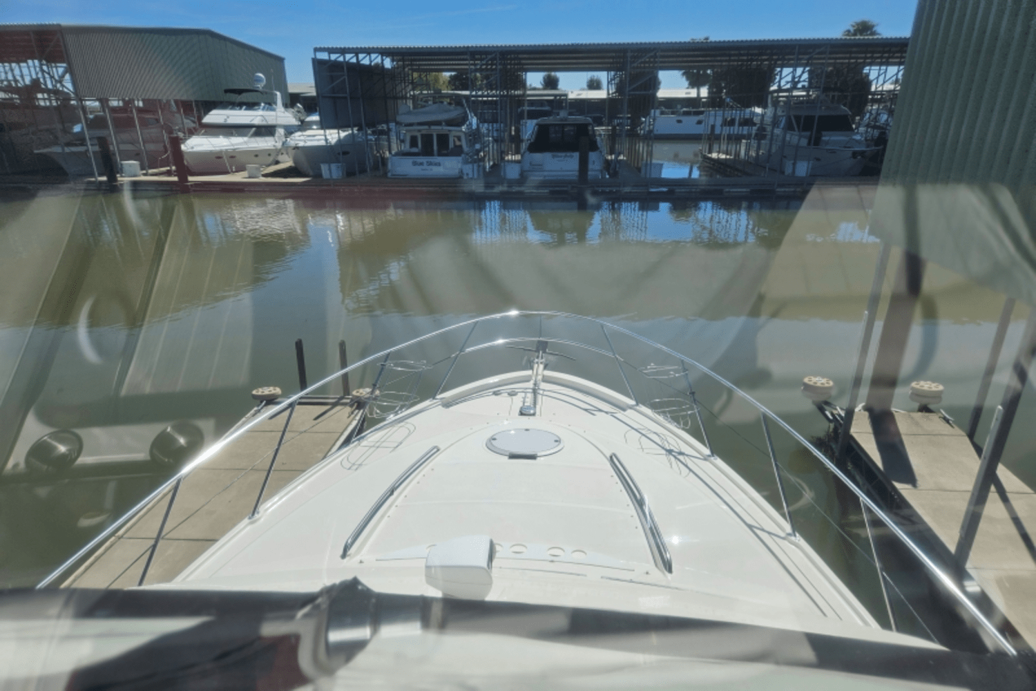 Slide: The Image of Maxum 4100 SCB 1998 - 17