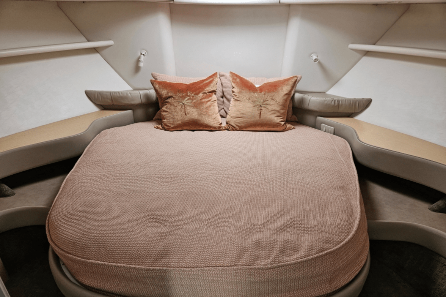 Slide: The Image of Maxum 4100 SCB 1998 - 32