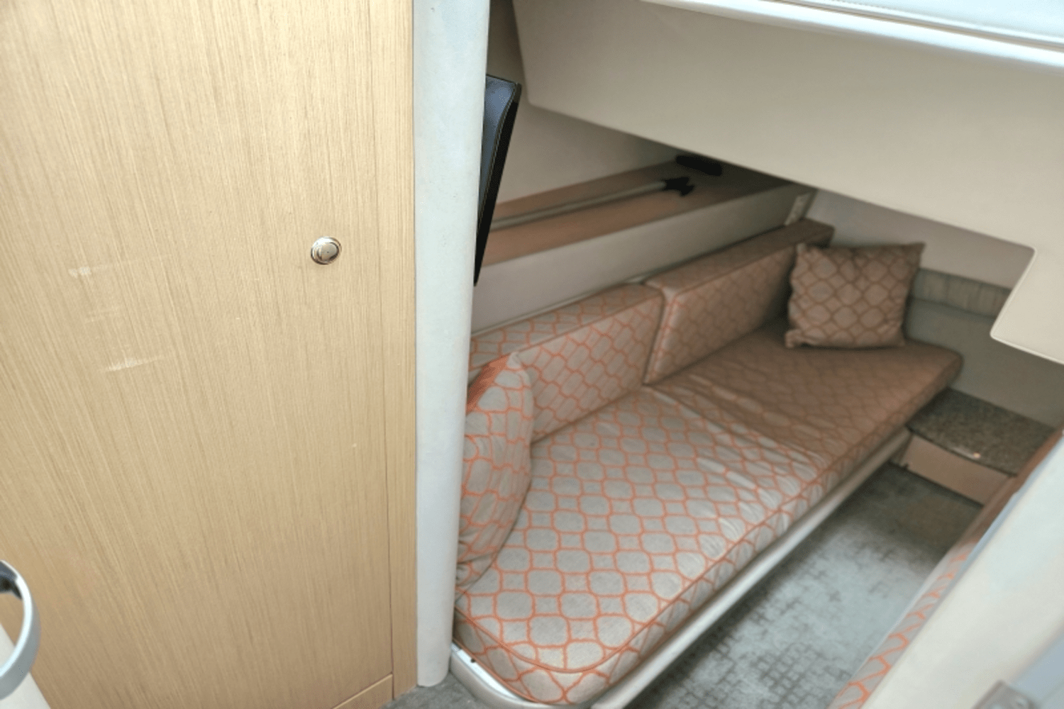 Slide: The Image of Maxum 4100 SCB 1998 - 40