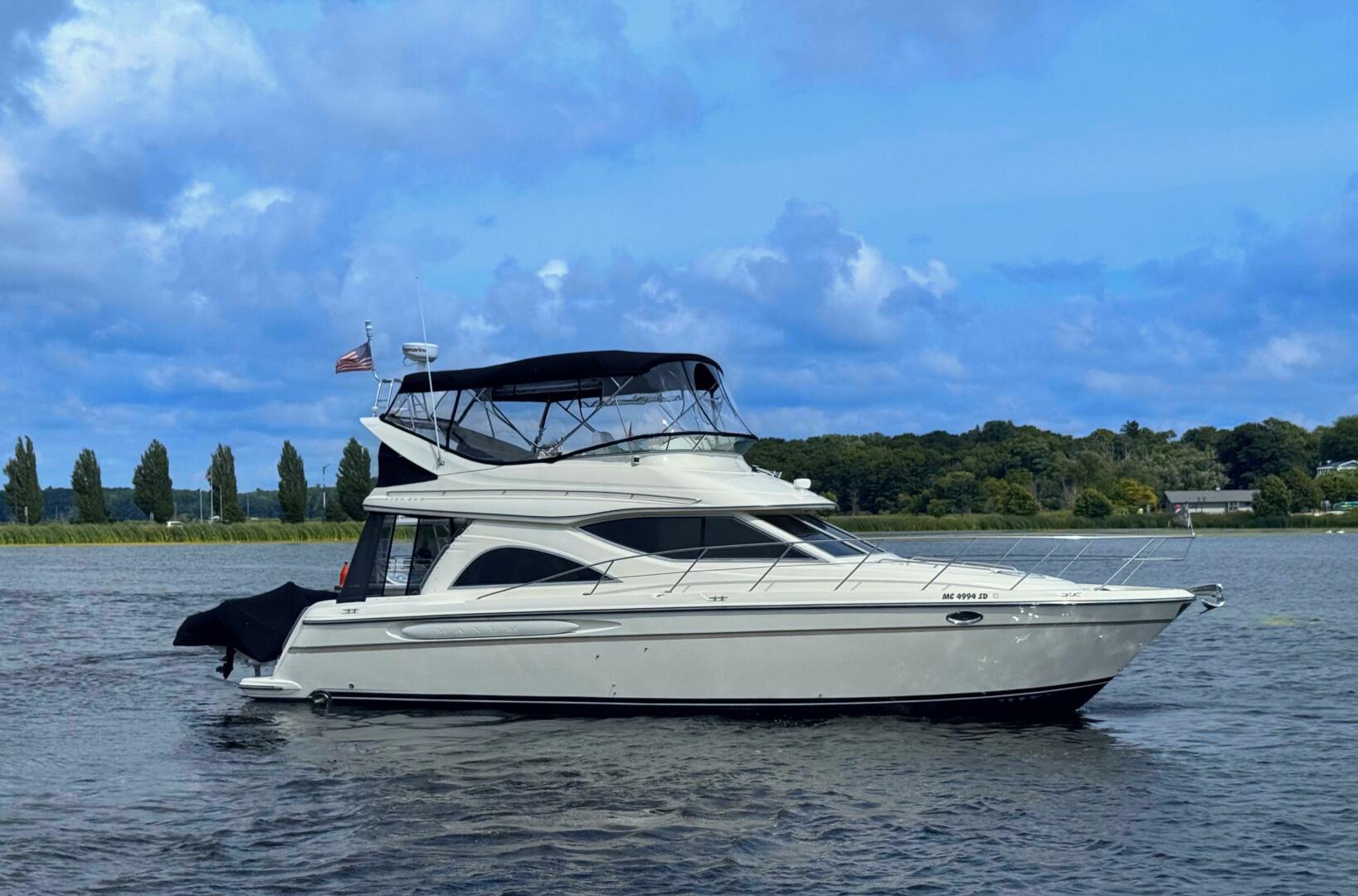 Slide: The Image of Maxum 4100 Sport Cruiser Bridge 1999 - 5556288