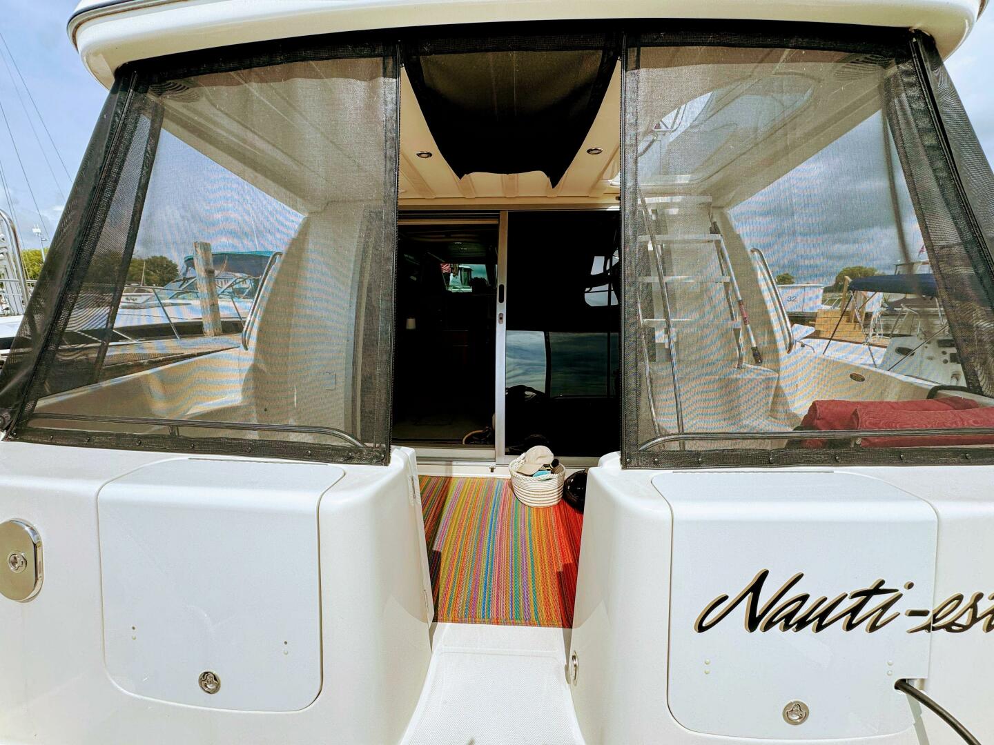 Slide: The Image of Maxum 4100 Sport Cruiser Bridge 1999 - 5556297