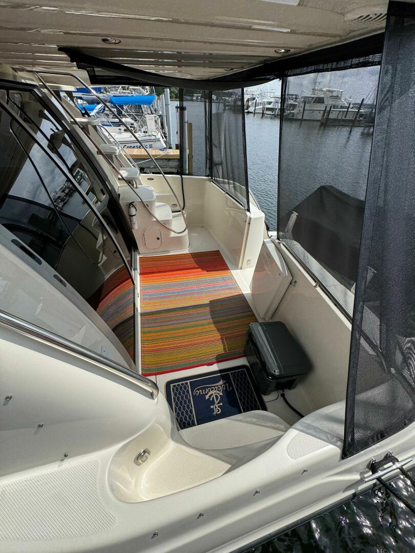 Slide: The Image of Maxum 4100 Sport Cruiser Bridge 1999 - 5556349