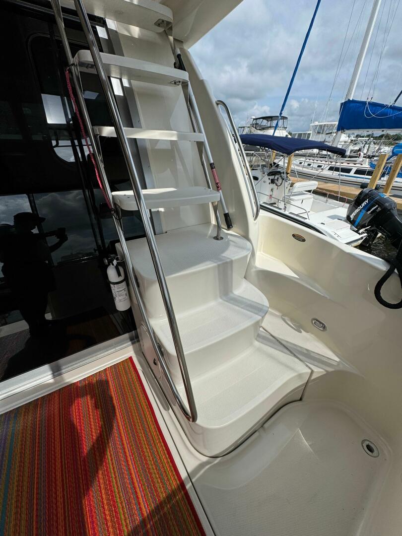 Slide: The Image of Maxum 4100 Sport Cruiser Bridge 1999 - 5556352